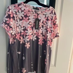 Ladies Top NWT XXL
